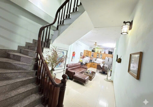 ⭐️chinh chu ban nha ngo 62 phung khoang (nam tu liem) – dong tien 25 trieu/ thang; 0989815714