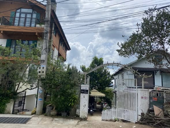⭐chinh chu ban nha view dep, duong o to quay dau hoang hoa tham (p.10, tp. da lat), lam dong, 0909305579