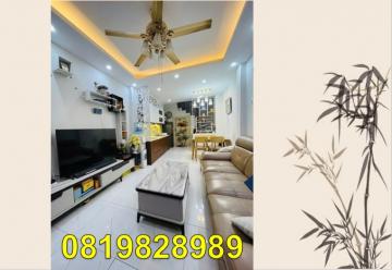 🌻Giá quá hiếm cho khu Cổ Nhuế - với hơn 7 tỷ có ngay nhà đẹp full nội thất - 0819828989